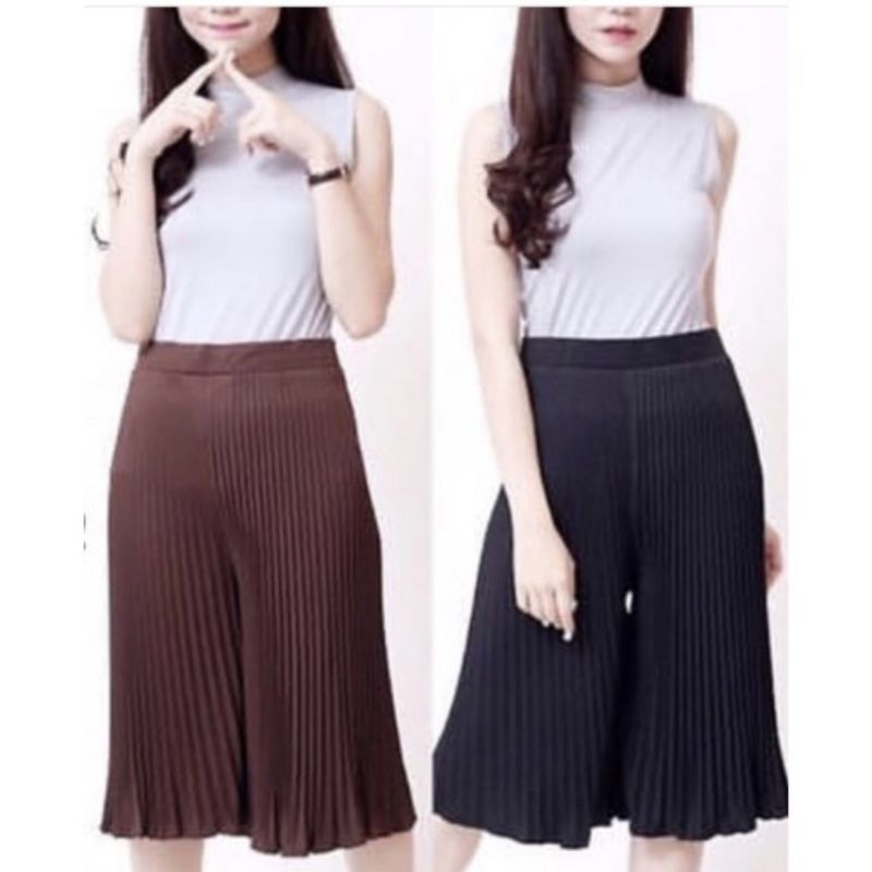 CELANA KULOT PLISKET PENDEK WANITA / KULOT PLISKET PENDEK 7/8 JUMBO