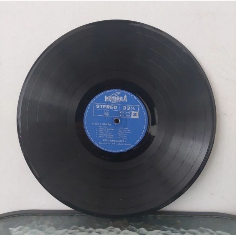 Vinyl Piringan Hitam 12 inch Arie Koesmiran-Gadis Rimba