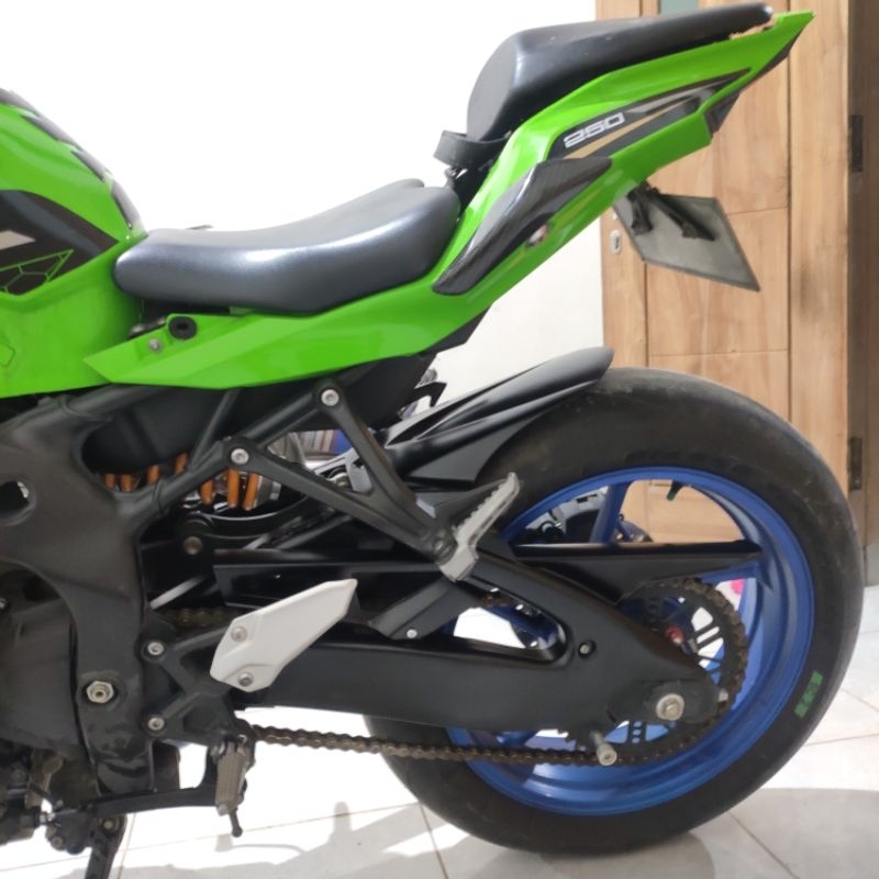 COVER ARM ZX25R ZX25 MODEL GSX600