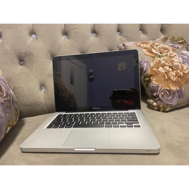 Macbook Pro MD102 intel core i7 Ram 16gb SSD 512GB
