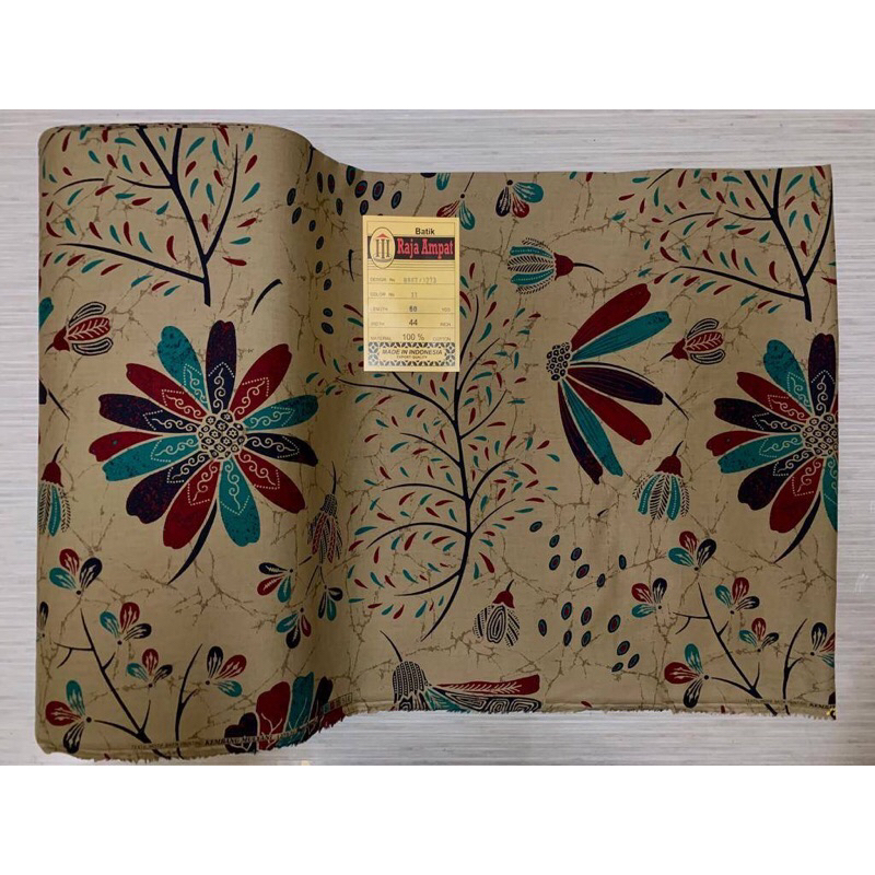 Kain Batik Katun Raja Ampat 1273 Kembang Mulyani / Batik Raja Ampat