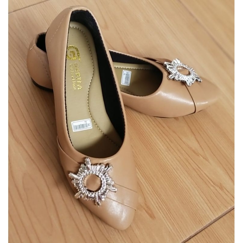 Sepatu flat Alas Karet Acs. Matahari