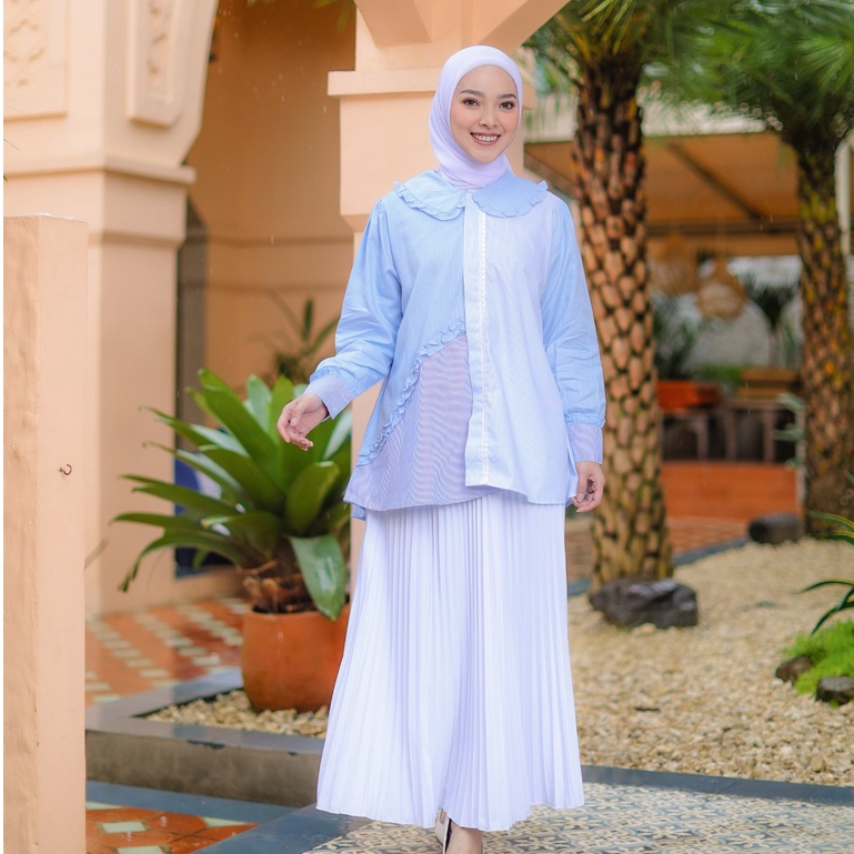 Eleanorre Benita Top Blue Atasan Wanita