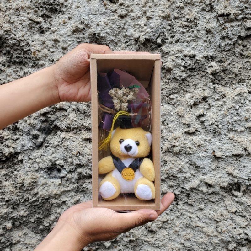 

WISUDA KADO HAMPERS