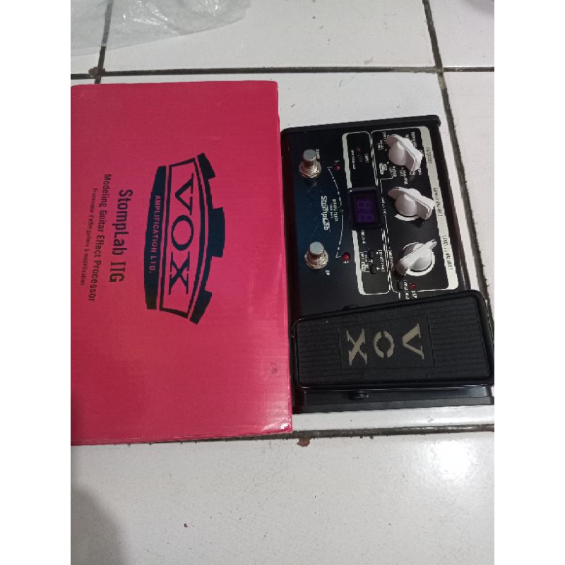 efek gitar vox stomplab IIG