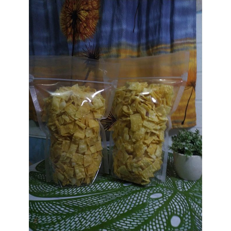 

Kripik pangsit original Palembang