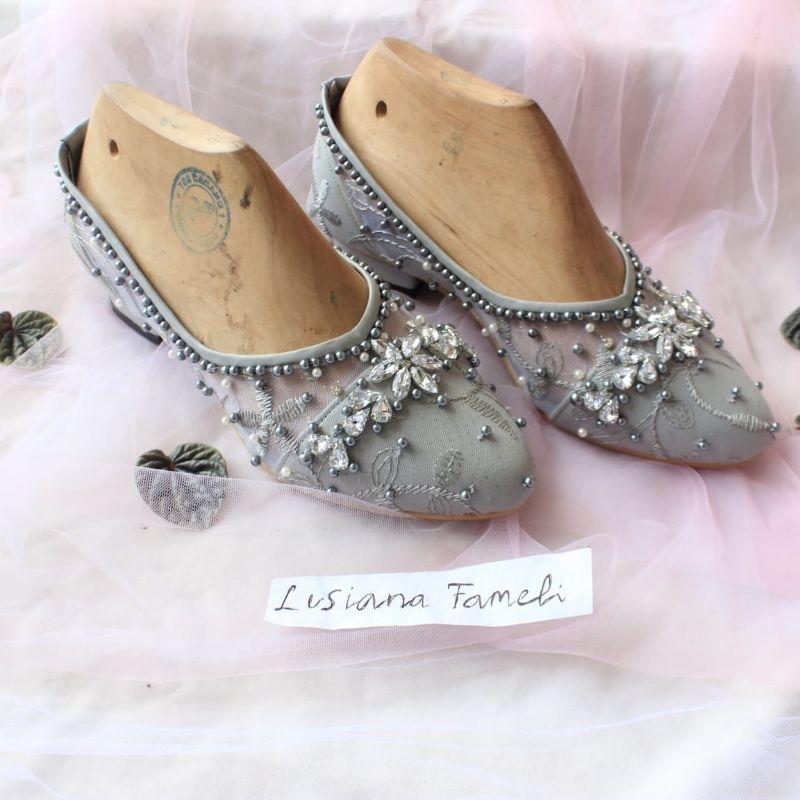 ZERIN I Sepatu heels pengantin sandal pesta wanita warna silver  hak 1 cm pantofel sepatu custom wed