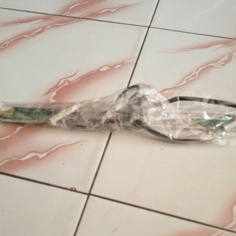 ticon TV merk Akari le 24 v 89