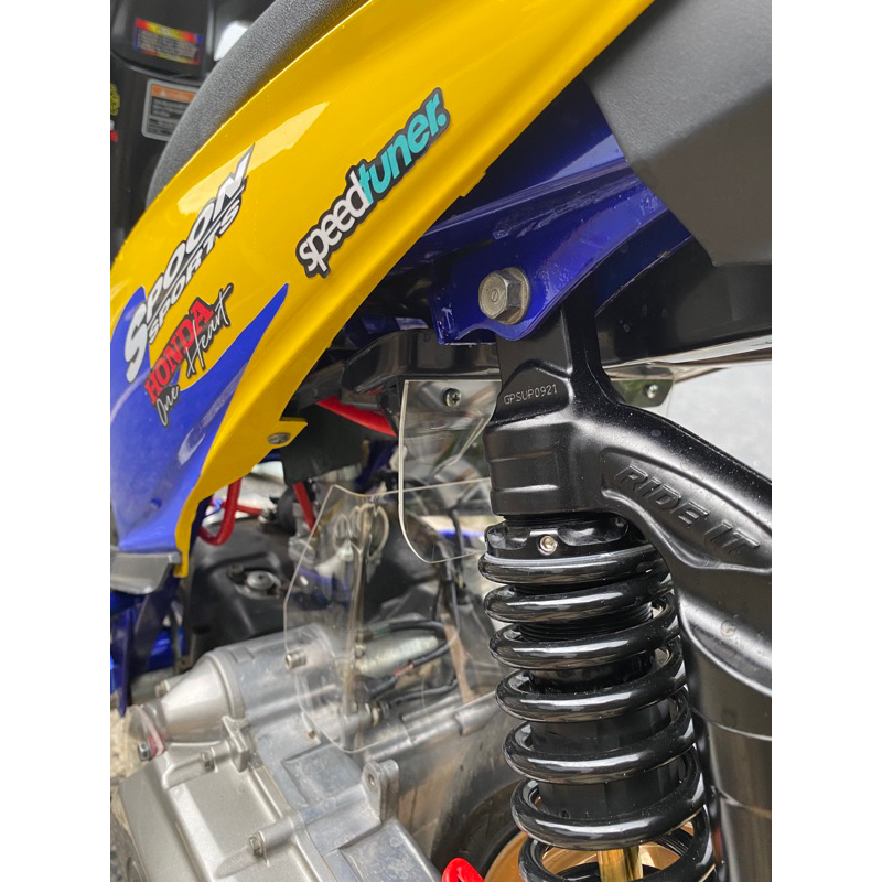 TABOKAN MIKA KOLONG 1SET MUDFLAP BEAT KARBU DAN SCOOPY KARBU