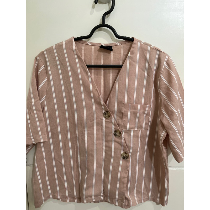 PRELOVED THIS IS APRIL