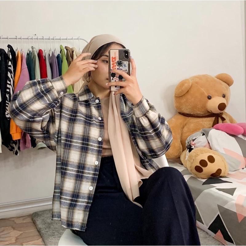 kemeja flanel lengan panjang remaja bestseller-Premium crem