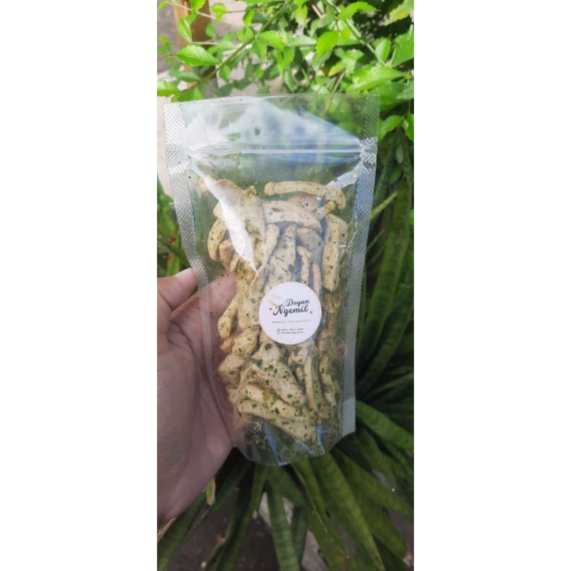 

basreng pedas daun jeruk/basreng ORI daun jeruk 50gram/100gram