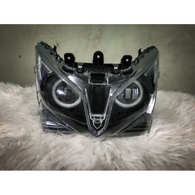 Headlamp Vario 125 old