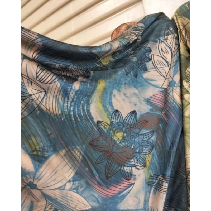 KAIN ARMANY SILK MOTIP TREND KEKINIAN