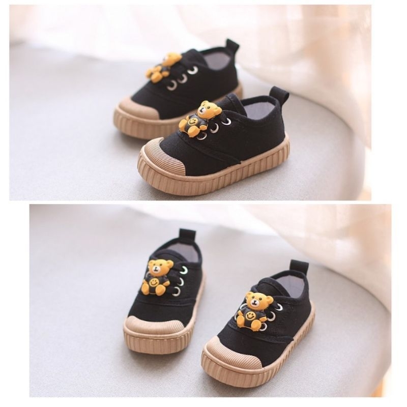 Sepatu Prewalker Baby Varian Tali Boneka / Sepatu Anak