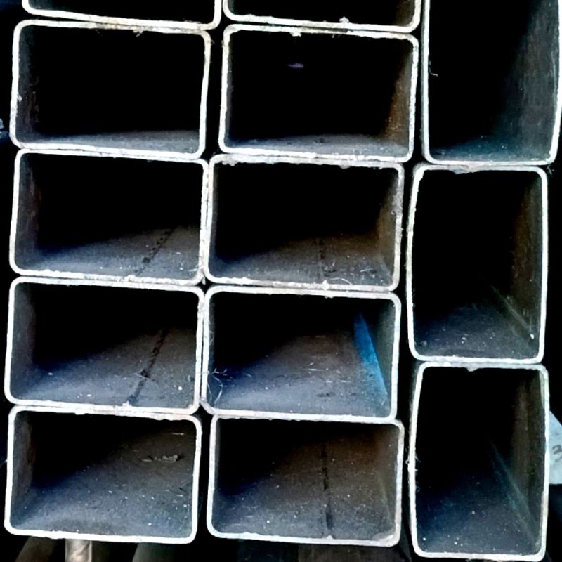 Besi hollow hitam 40 x 60 x 1,6 x 6 ( 40 mm x 60 mm x 1,2 mm x 6 mtr ) | Hollow hitam | Stall hitam 