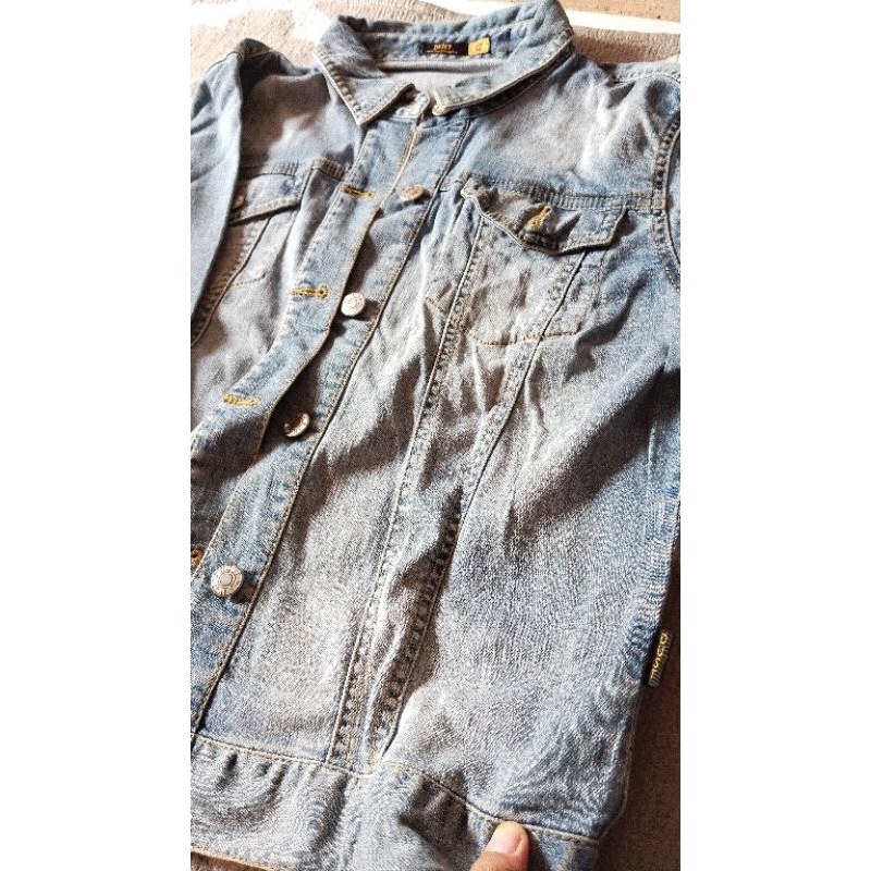 PRELOVED DUST JAKET JEANS WANITA