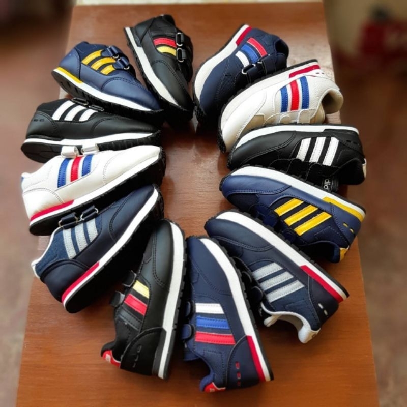 Sepatu Anak Adidas Neo City Racer