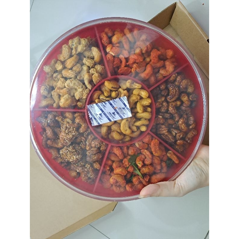 

Kacang mete tray 6 rasa