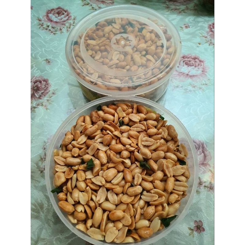 

KACANG BAWANG SUPER ENAK EMPUK