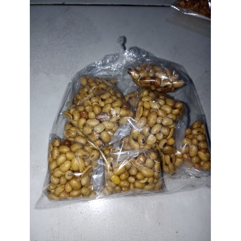 

kacang kedelai asin gurih