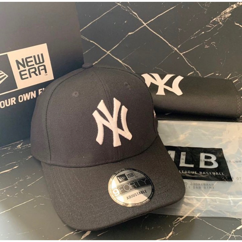 MLB Baseball Cap Black White Fav