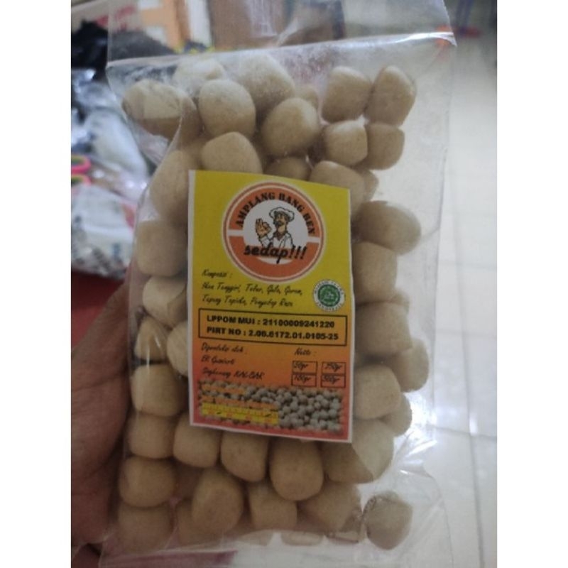 

Snack Amplang Khas Kalimantan Barat