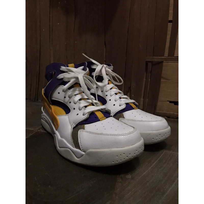 kobe huarache