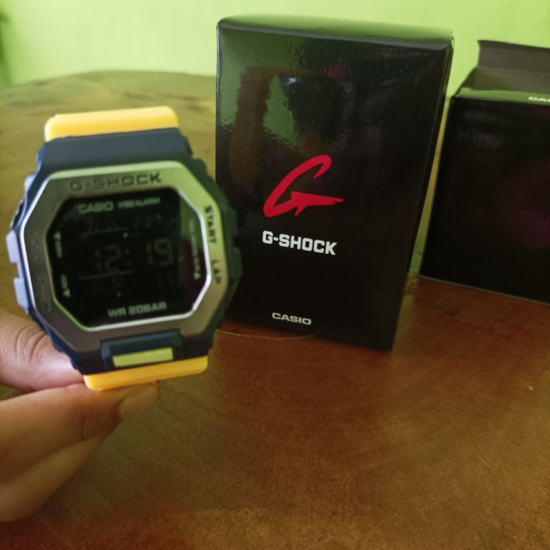 jam G-Shok casio water resistance