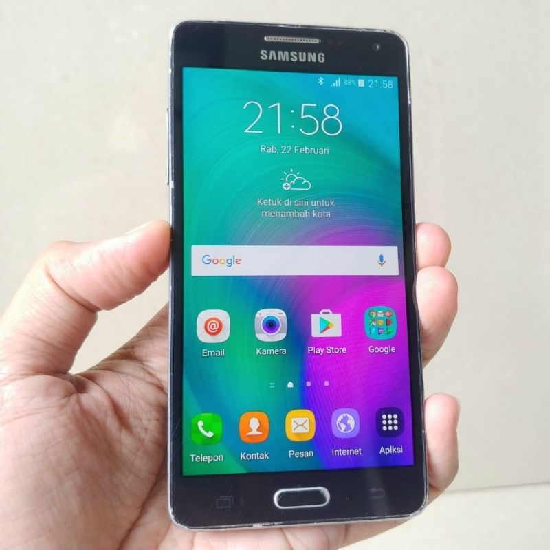 Samsung Galaxy A5 2015 Silver LTE 4G NFC Internal16 GB Layar Amoled Ex Garansi Resmi SEIN