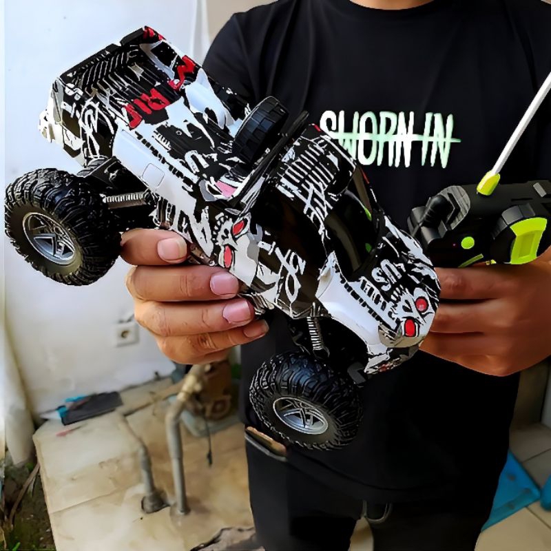 RC Rock Crawler Remote Control Offroad Car Baterai Cas Murah - Mainan Mobil Mobilan Remot Kontrol Je