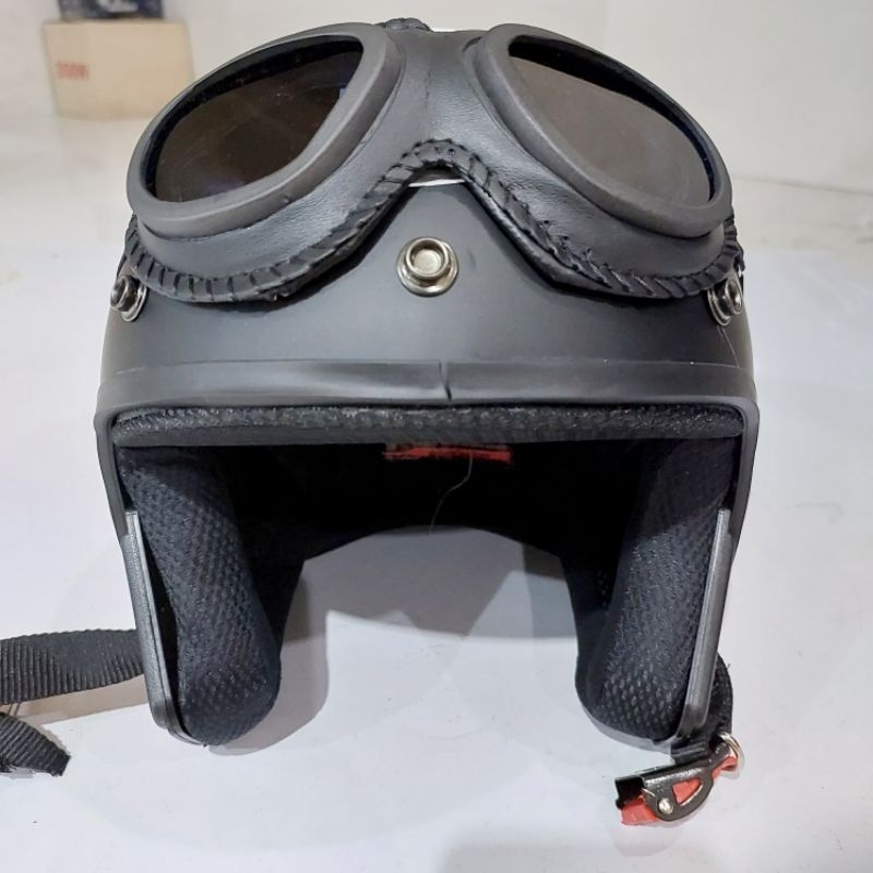 Helm JPN retro kawai kacamata klasik