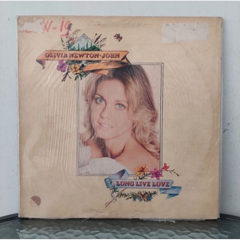 Vinyl Piringan Hitam 12 inch Olivia Newton John - Long Live Love