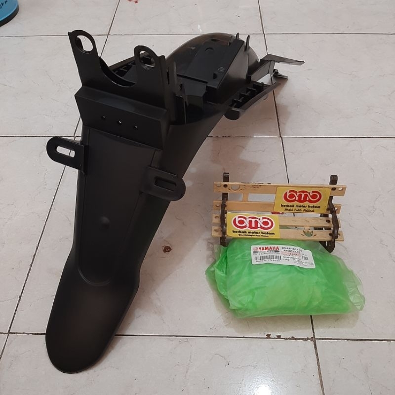 Yamaha 125Z 125ZR spakbor belakang rear fender original