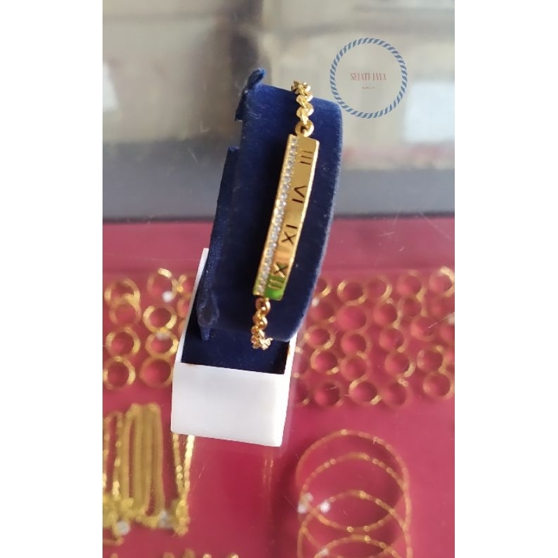 Gelang double plat huruf romawi variasi emas kadar 375