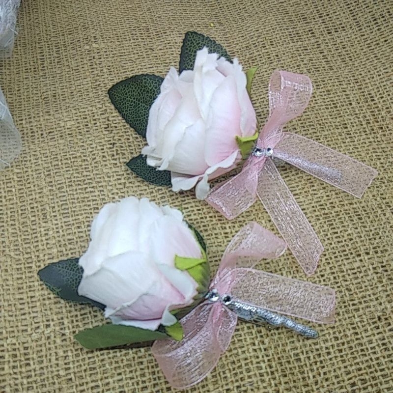 Korsase bunga jas mawar elegant bros panitia