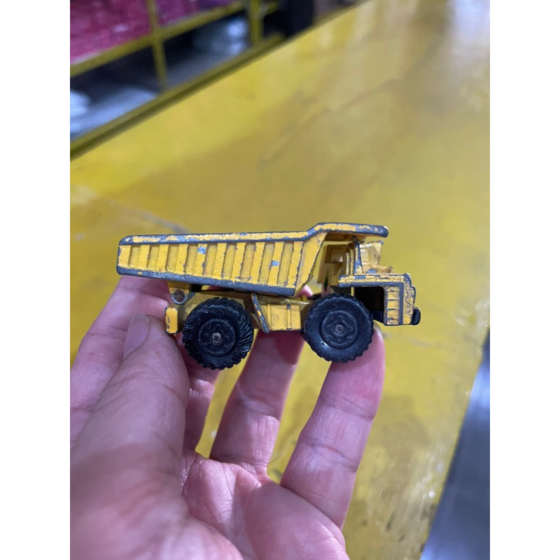 LESNEY DIECAST TRUCK ENGLAND