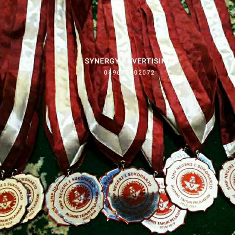 SAMIR WISUDA AKRILIK 7cm