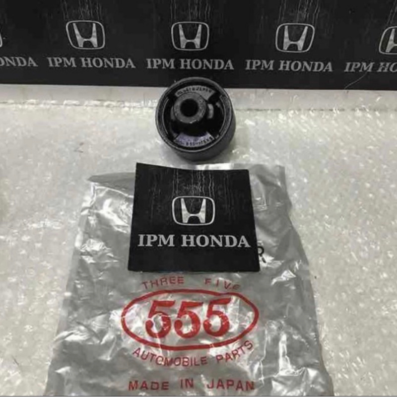 51391 S7A S5A SNA Bos Bush Bushing Sayap Lower Arm Depan Besar Bawah Honda Civic Es VTIS Century 2001-2005 FD FD1 FD2 2006-2011 Stream 2002-2006 Crv Gen 2 RD4 RD5 2002-2006