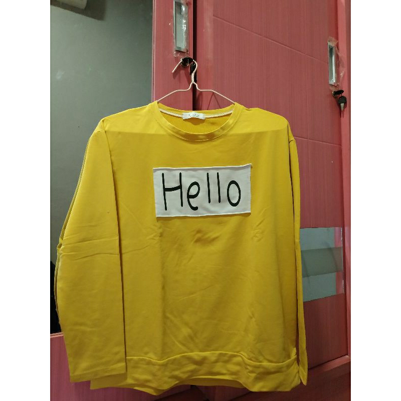kaos lengan panjang kuning