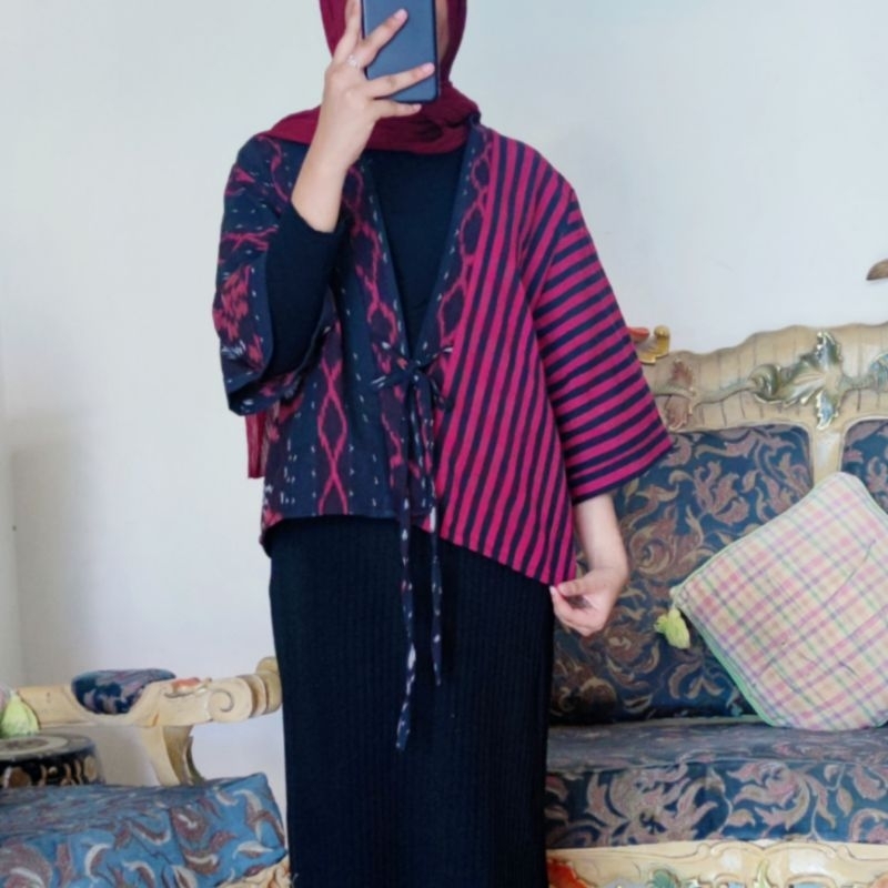 Outer kimono tenun asli wanita cardi cewek premium etnik Kasual atasan baju butik kerja fashion blazer rompi kardigan Cardi vest blus maxi ibu anak remaja kantor jumbo songket lurik ikat tradisional seragam ntt lombok jepara Rote etnik unik keren.