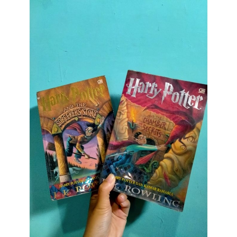PAKET HARRY POTTER DAN BATU BERTUAH,HARRY POTTER DAN KAMAR RAHASIA,JILID 1 DAN JILID 2.ORIGINAL