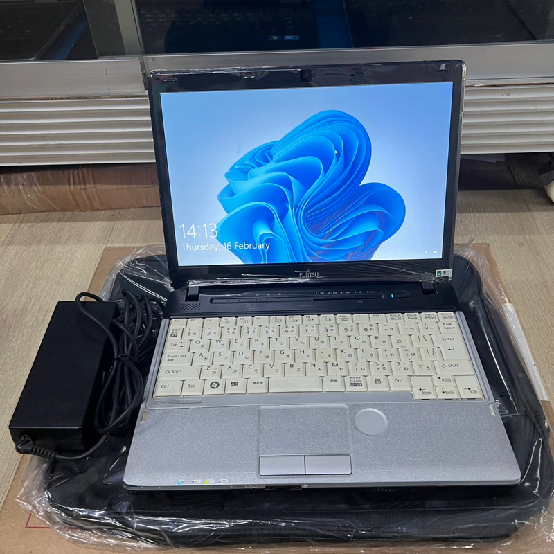 Laptop Fujitsu CORE I5gen2 Ram4 WINDOWS 10/ Laptop TERMURAH BERKUALITAS FUJITSU P771