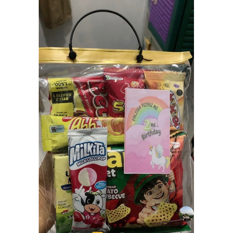 

PARCEL BINGKISAN ULANG TAHUN BINGKISAN SNACK ANAK