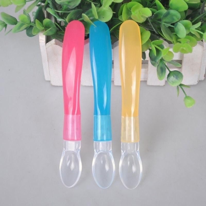 SENDOK makan bayi silicone
