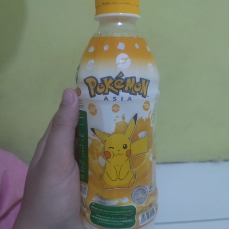 kemasan inaco × pokemon (koleksi botol plastiknya saja, isi minuman tidak ada)