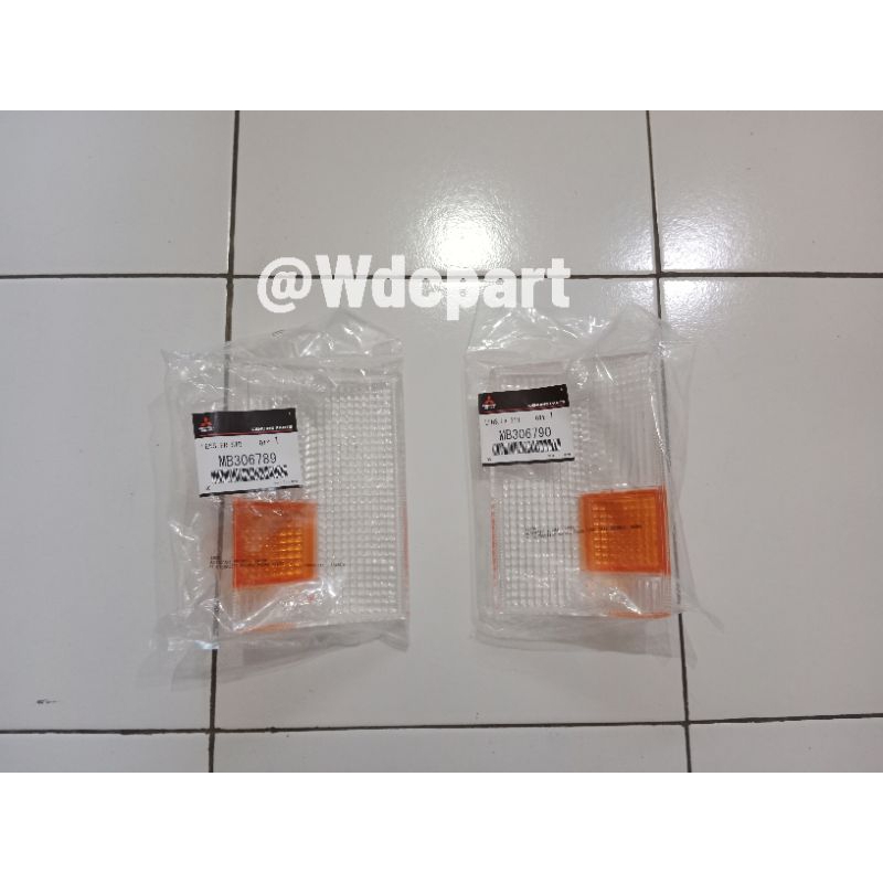 mika lampu send riting sand depan colt L300 original ktb Mitsubishi kiri dan kanan