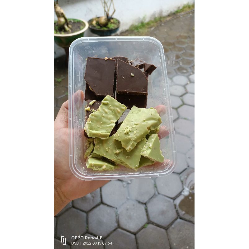 

Patahan Coklat mix greantea