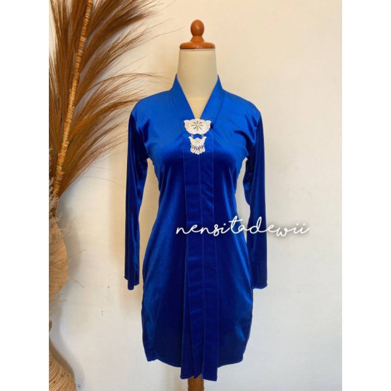 Kebaya Kartini (Leher V), Body Panjang - Warna Biru Elektrik