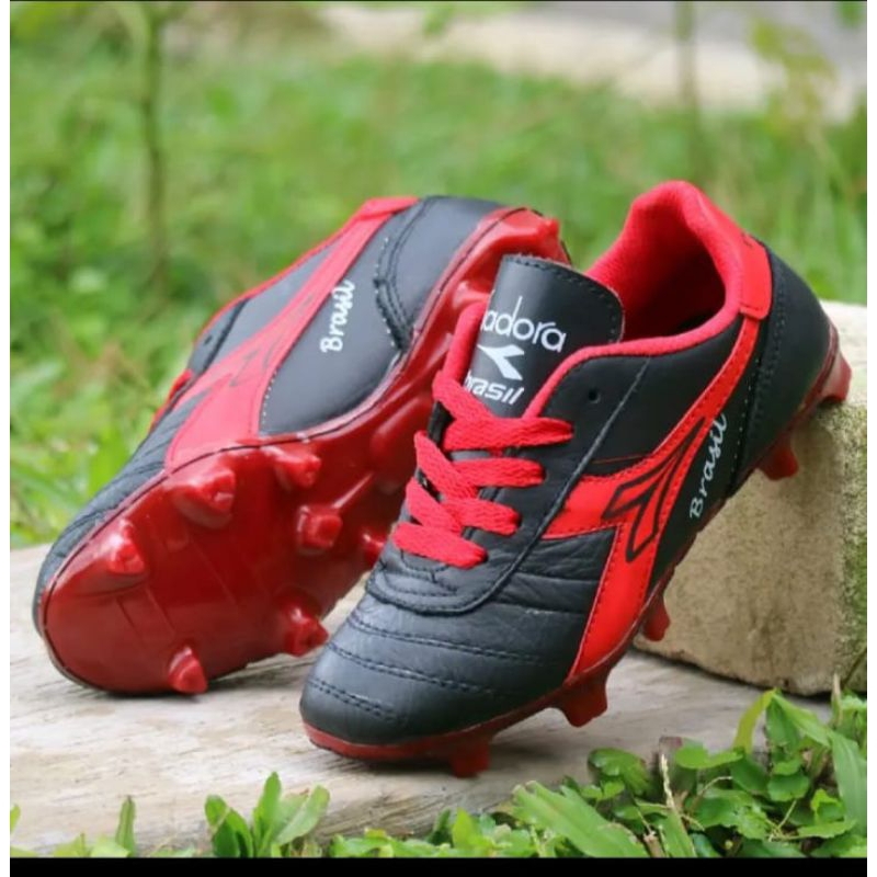 SEPATU SEPAK BOLA KULIT/SEPATU SEPAK BOLA ANAK/SEPATU OLAHRAGA ANAK/SEPATU KULIT OUTSOLE SUDAH JAHIT